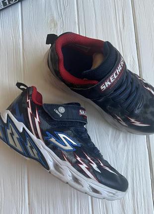 Детские светящиеся кроссовки skechers для мальчика размер 31