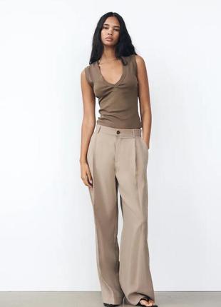 Брюки женские бежевые с защипами zara new