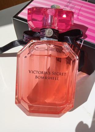 Парфумована вода 100мл bombshell