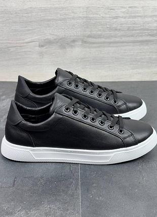 Чоловічі шкіряні кеди чорного кольору з білою підошвою натуральна шкіра