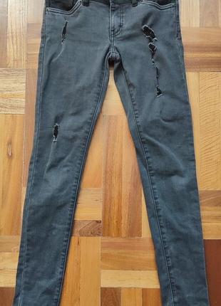 Джинсы levis на девушку