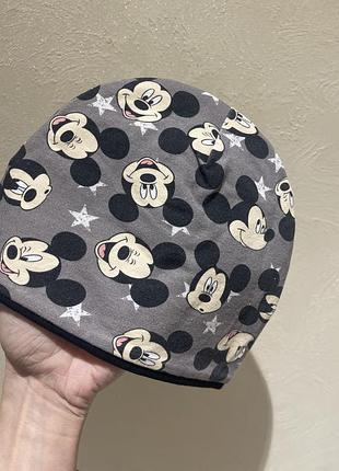 Двусторонняя шапочка с микки маусом