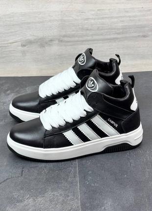 Мужские зимние высокие кроссовки в стиле adidas из натуральной кожи на меху черно - белого цвета