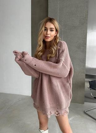 Рваный свитер туника