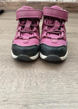 Розовые красивые ботиночки (ботинки) на девочку 1 год -20 -й размер.