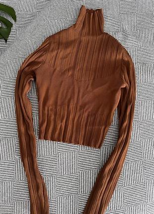 Кофточка под горло