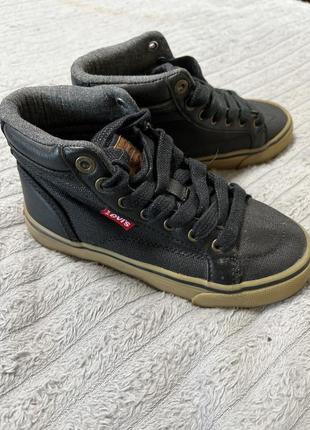 Осінні черевики, хайтопи levis 29