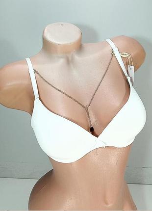 Бюстгальтер 30120 на чашку с декором