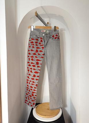 Джинси levi's