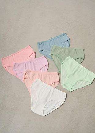 Трусики в рубчик на тиждень, набір із 7 штук — різнобарвний комплект