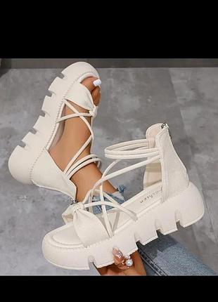 Босоножки сандалии