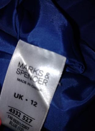 Плащ,ветровая,размер 12.
m&amp;s 10