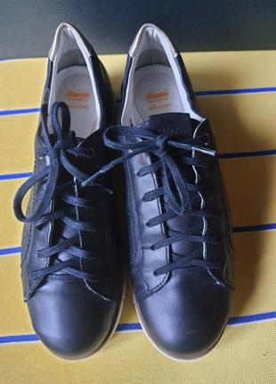 Bata flexible стильные качественные полностью кожаные туфли кроссовки