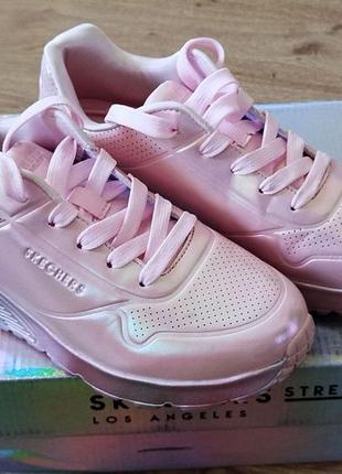Кроссовки skechers