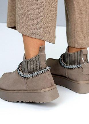 Низкие женские зимние угги