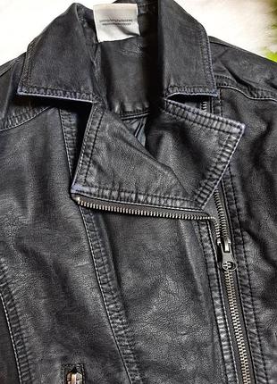 Стильная кожаная куртка косуха с эффектом варки 8