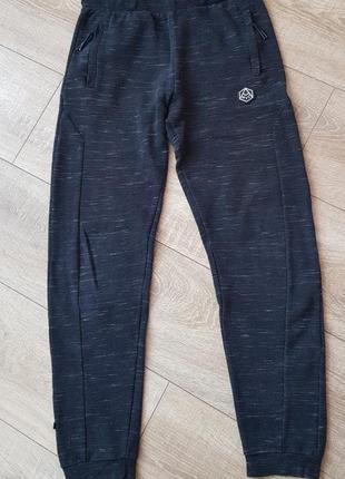 Штаны спортивные