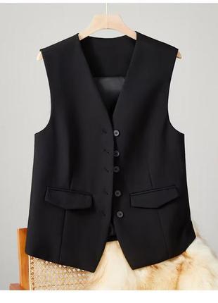 Жилет класичний
