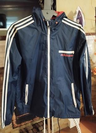 Водонепроницаемая ветровка