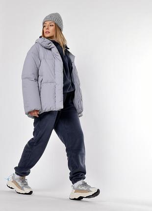 Зимний пуховик серого цвета6 фото