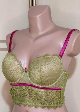 Бюстье бюстгальтер с формованной поролоновой чашкой на косточках