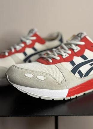 Кроссовки asics унисекс 41
