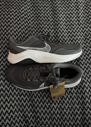 Кроссовки nike 2