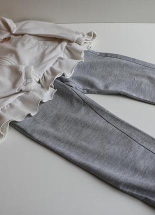 Костюм спортивний на дівчинку looney tunes , 4 - 5 років