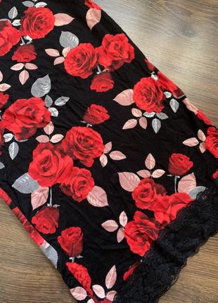 Чорна юбка з червоними розами квіти червона роза розмір xs s m4 фото