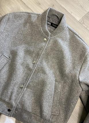 Бомбер zara