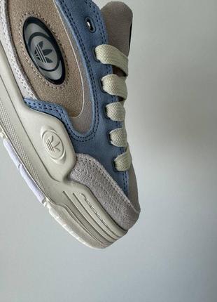 Adi2000 ‘blue dawn’ 8