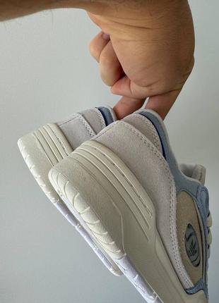 Adi2000 ‘blue dawn’ 10