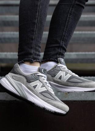 Женские серые кроссовки nb new balance 990v6