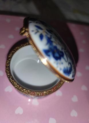 Керамічна шкатулка