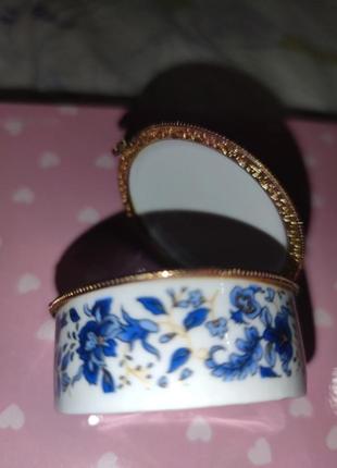 Керамічна шкатулка