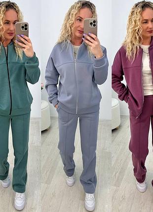 Женский костюм