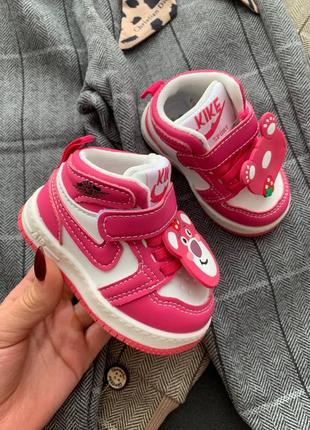 Ботинки для девочки