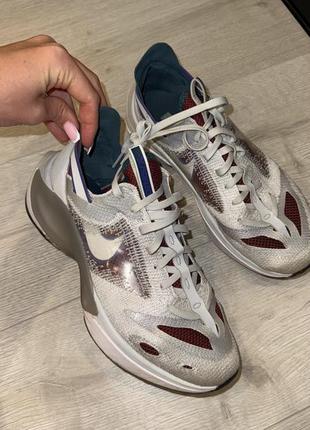 Брендові кросівки кроси nike оригінал кроссовки 40р