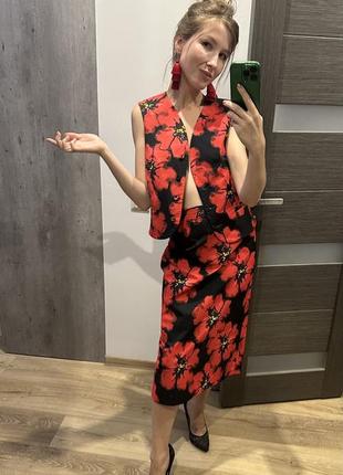 Костюм с жилетом jul