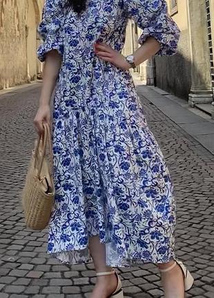 Сукня з відкритим верхом