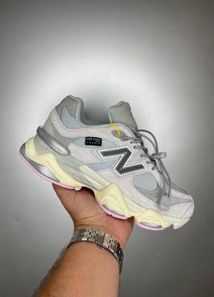 Жіночі демісезонні кросівки New Balance 530