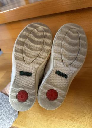 Шкіряні блискучі туфлі мокасіни4 фото