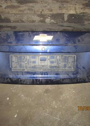 Кришка багажника chevrolet epica