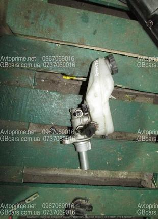 Головний гальмівний циліндр тойота авенсіс т27 toyota avensis t27