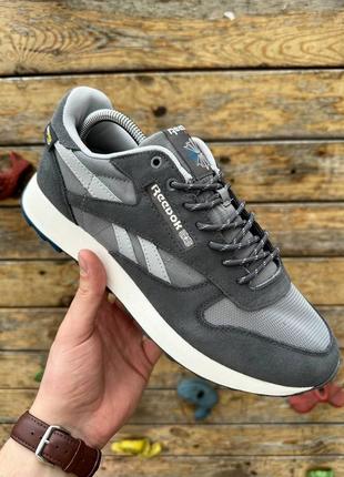 Кросівки reebok classic1 фото