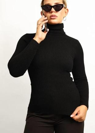 Гольф женский под шею черный!