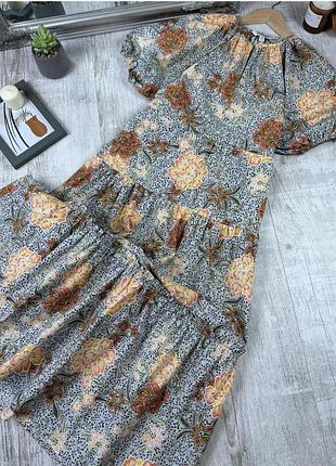 Платье длинная волан