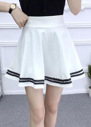 Корейская летняя юбка аниме белая с черными полосками размер l (1151)