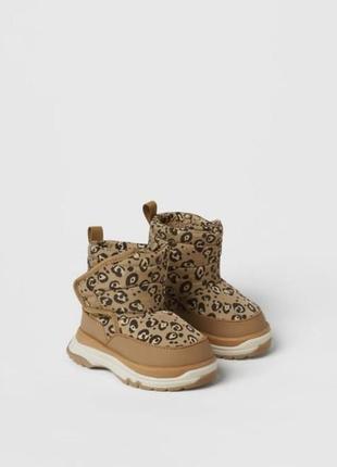 Ботинки, дутики zara
