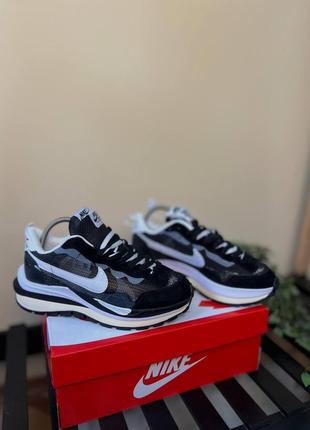 Кросівки nike x sacai vaporwaffle sport fuschia black